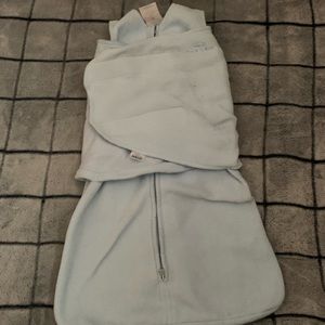 🍒🍒 Halo Swaddle Sleep Sack, size small 3-6 months